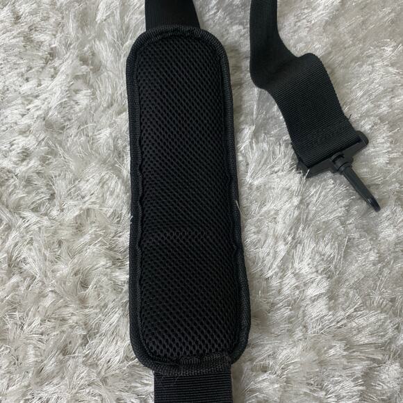 Camera Strap Nylon Padded Shoulder Excellent Condition Never Used - Picture 2 of 5